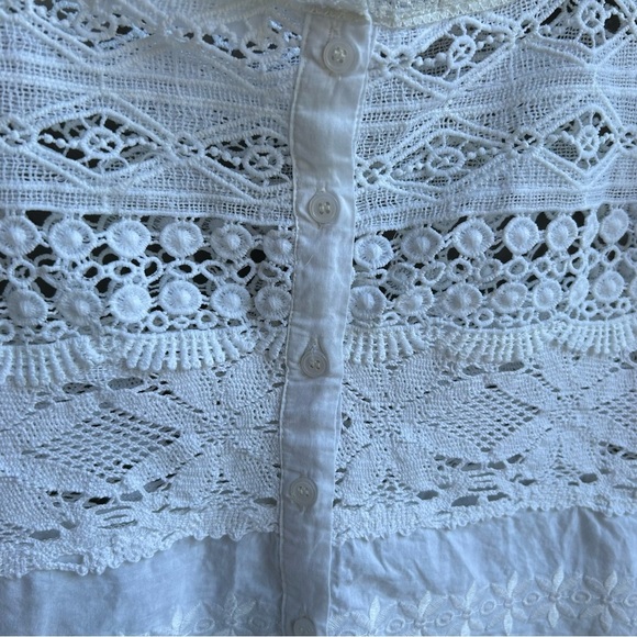 Easel White Lace Tank Top - Picture 5 of 8